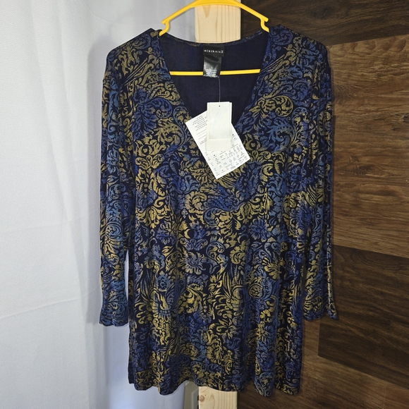 Citiknit Tops - #43 CitiKnits Women’s NWT QVC Style Blue and Gold Patterned Top Size L